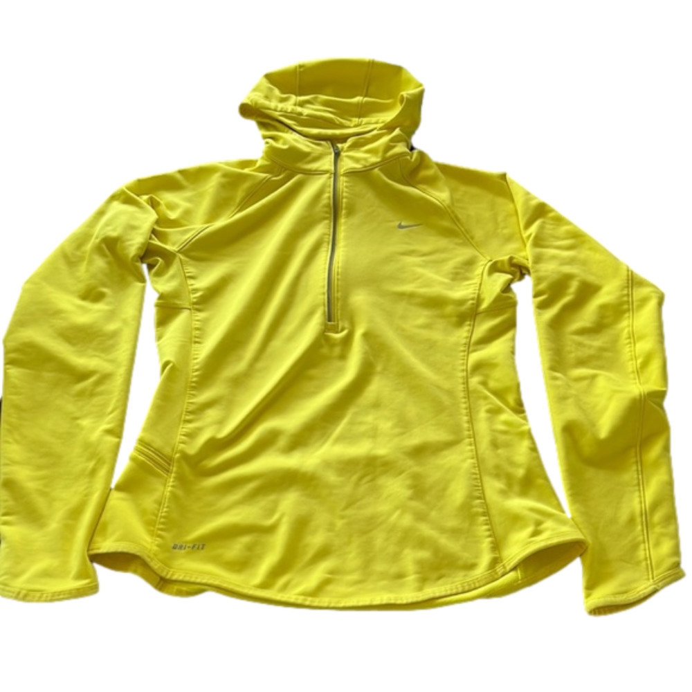 𝅺NIKE Dri-Fit size medium yellow half zip pullover